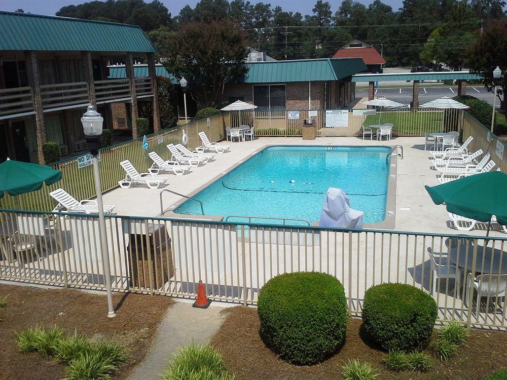 Motel 6 Columbia - University Of South Carolina ภายนอก รูปภาพ