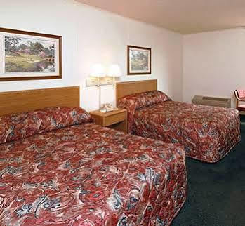 Motel 6 Columbia - University Of South Carolina ภายนอก รูปภาพ